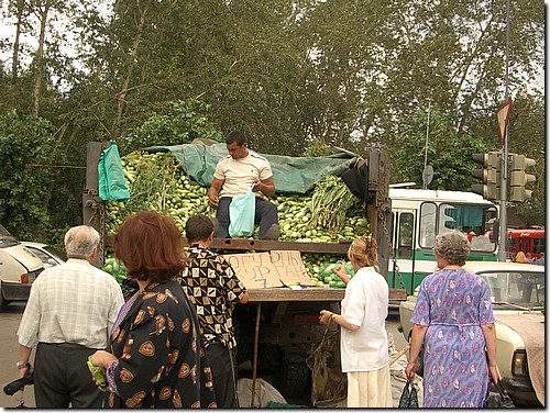 IMGP0619_ekat truck full of cucumbers.JPG