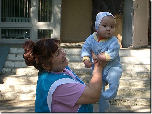 IMGP0583_venera+caregiver first visit friday.JPG